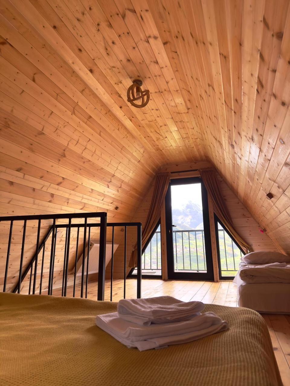 Cottage Paradise Kazbegi Bagian luar foto
