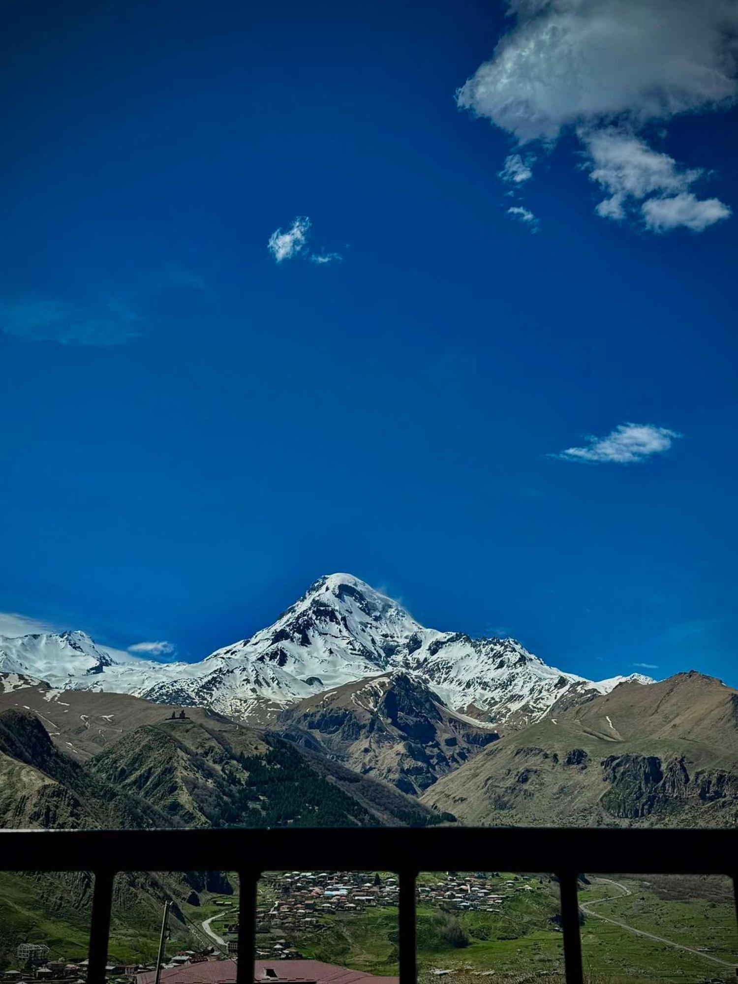 Cottage Paradise Kazbegi Bagian luar foto